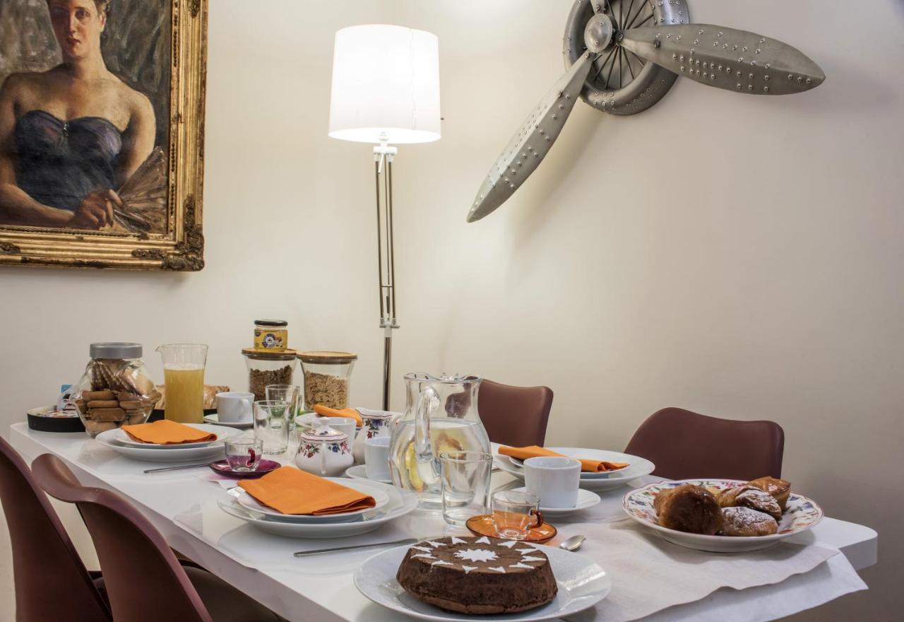 Baru In Chiaia Bed & Breakfast Napoli Exterior foto