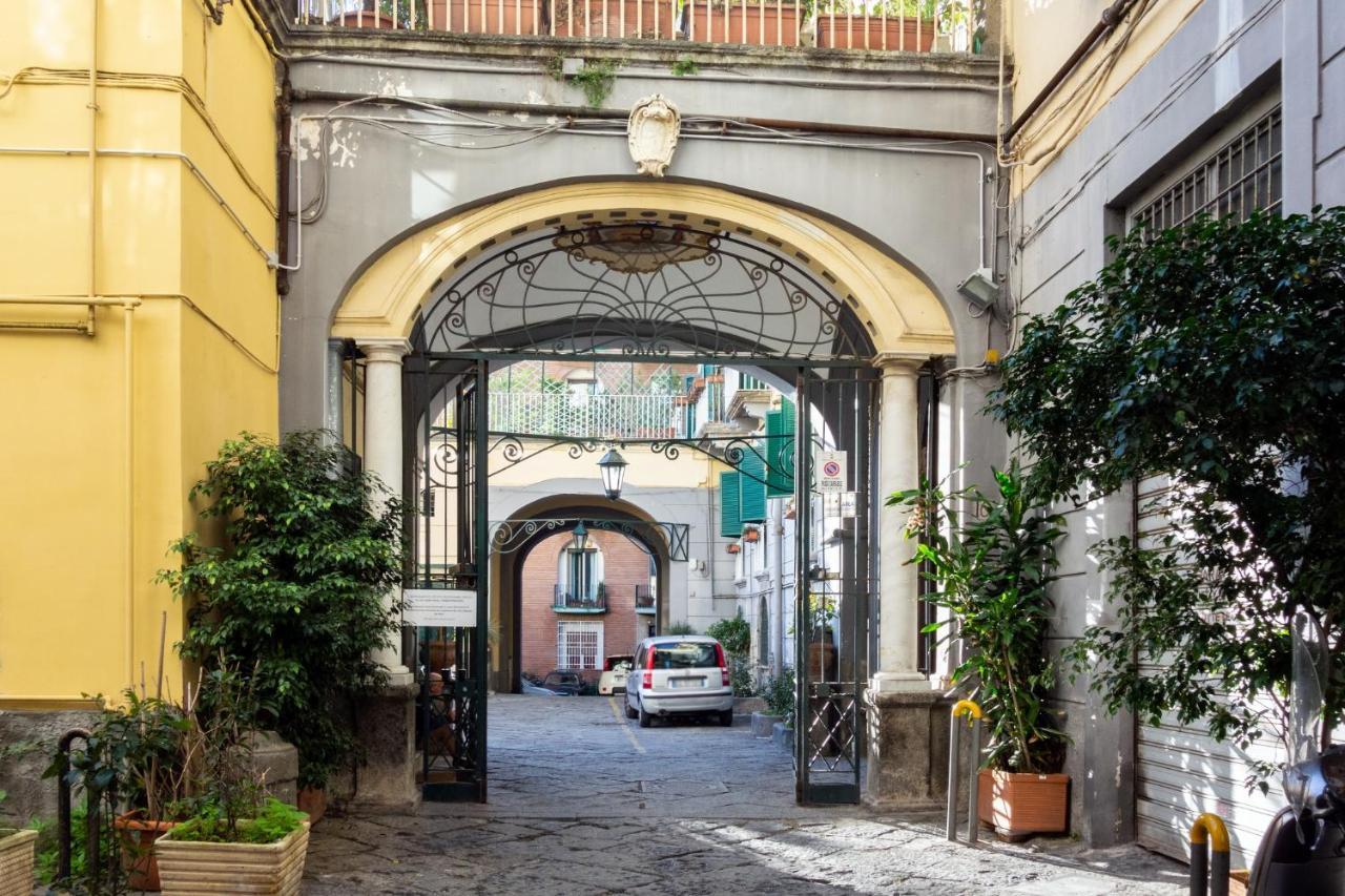 Baru In Chiaia Bed & Breakfast Napoli Exterior foto